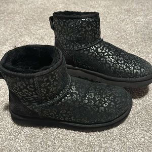Ugg Classic Mini